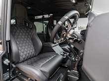 Land Rover Defender 90 Urban Truck - Thumb 11