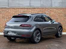 Porsche Macan Turbo - Thumb 6