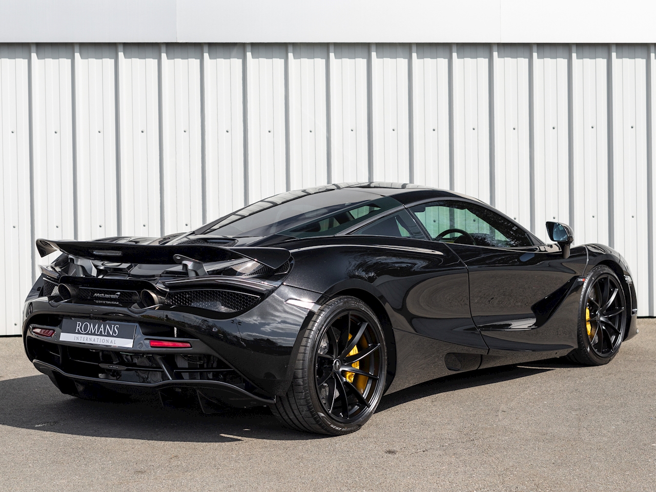 Mclaren 720s black