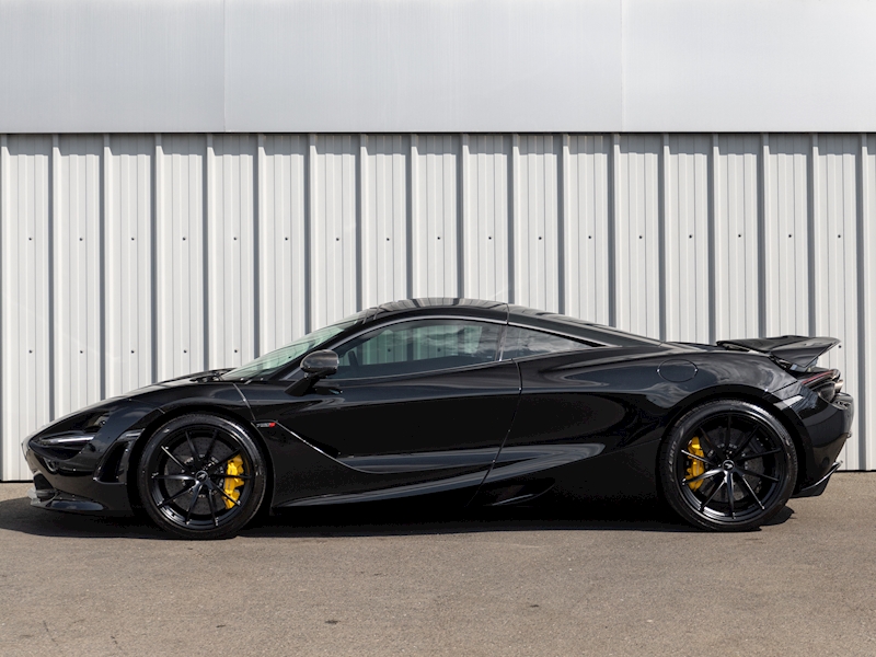 2019 Used McLaren 720S T V8 | Onyx Black Metallic