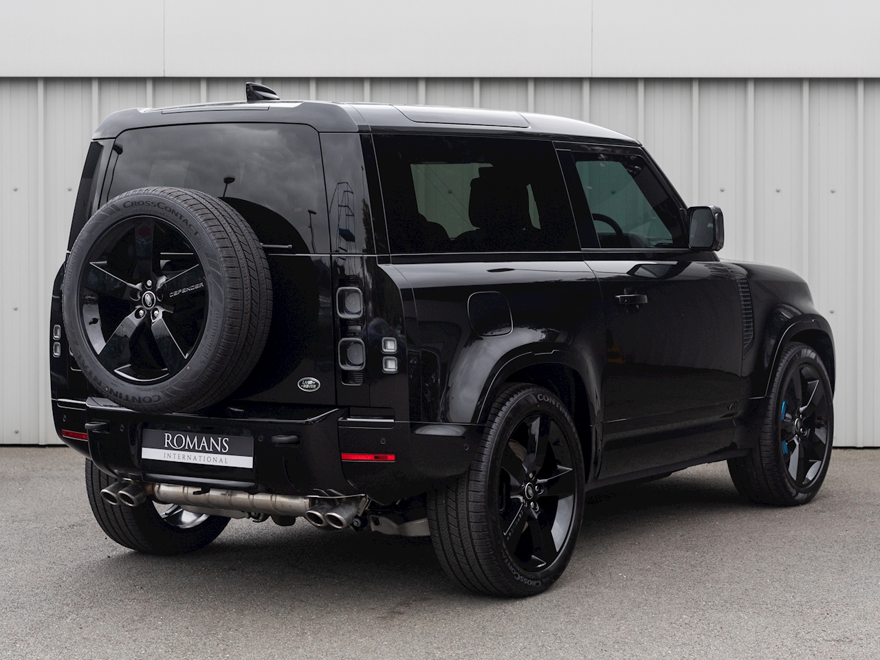 2021 Used Land Rover Defender V8 | Santorini Black