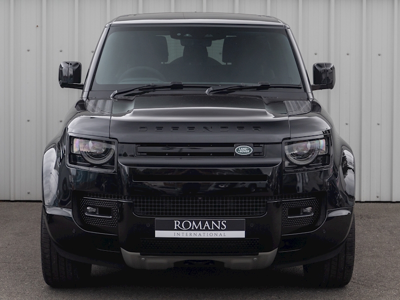 2021 Used Land Rover Defender V8 | Santorini Black