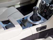 Aston Martin V12 Vantage S Roadster - Thumb 19
