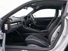 Porsche 718 Cayman GT4 - Thumb 10