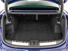 Porsche Taycan Turbo - Thumb 29