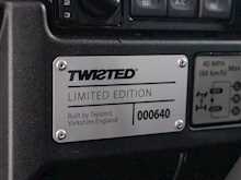 Land Rover Defender 90 XS Twisted T60 - Thumb 17