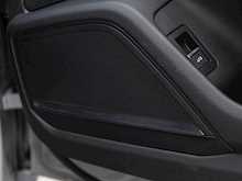 Audi RS6 Avant Carbon Black Urban - Thumb 22