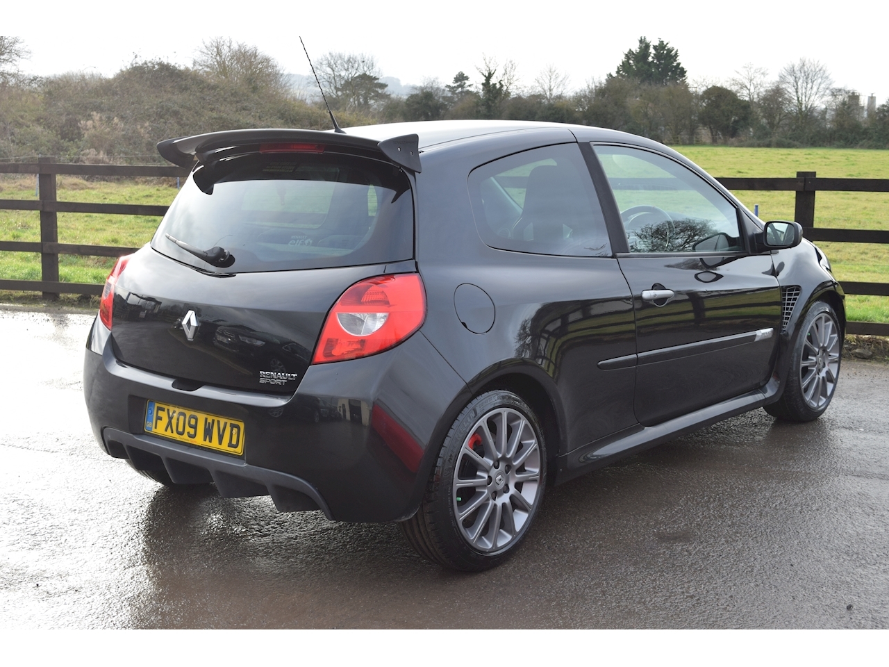 Used 09 Renault Clio Renaultsport 197 For Sale U Gold Cars Ltd