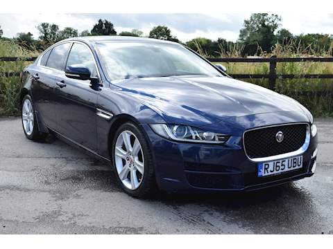 2.0d Portfolio Saloon 4dr Diesel (s/s) (180 ps)