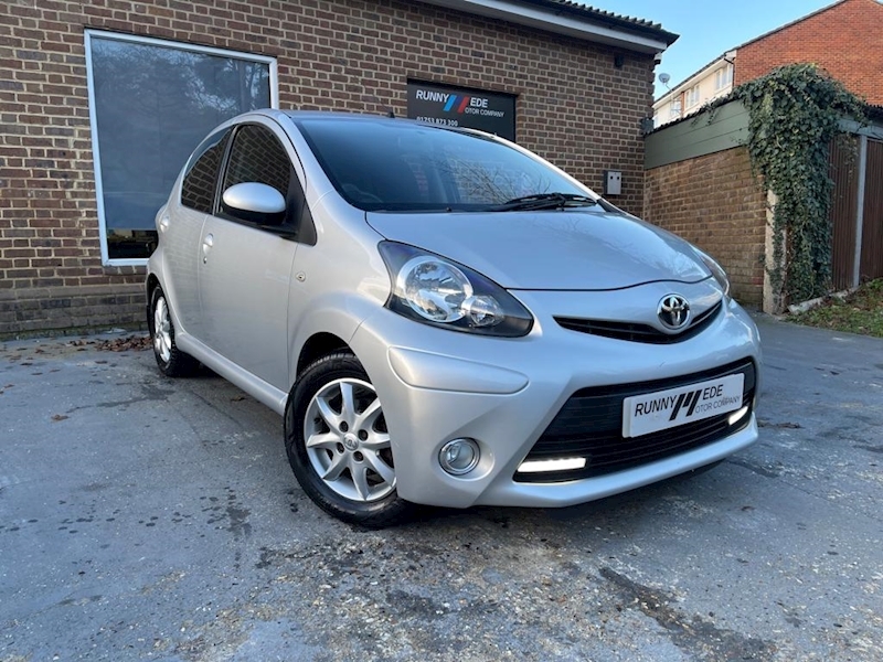 1.0 VVT-i Mode Hatchback 5dr Petrol MultiMode Euro 5 (AC) (68 ps)