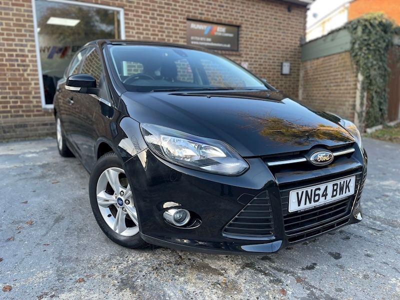 1.6 Zetec Hatchback 5dr Petrol Powershift Euro 5 (125 ps)