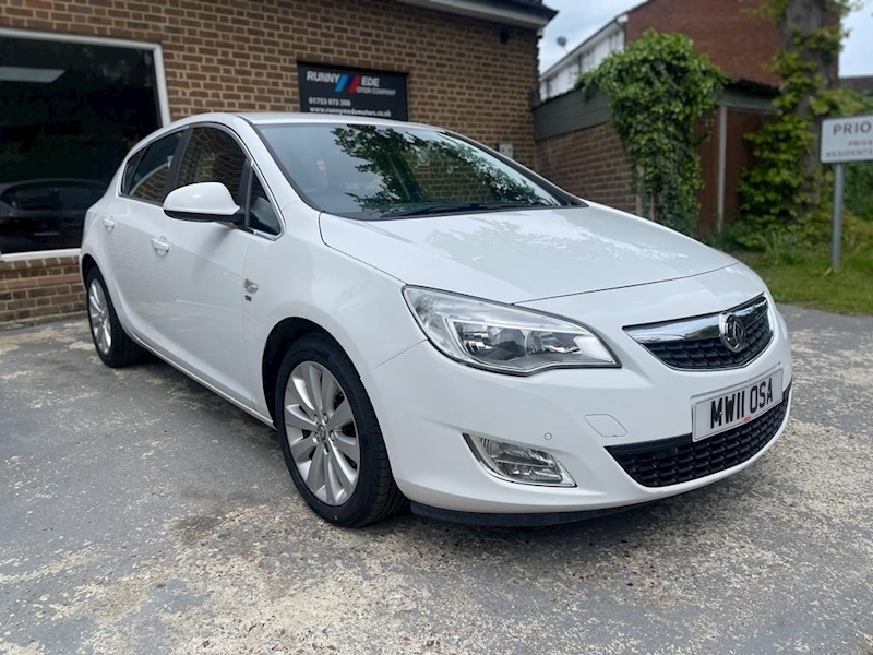 1.6 16v SE Hatchback 5dr Petrol Auto Euro 5 (115 ps)