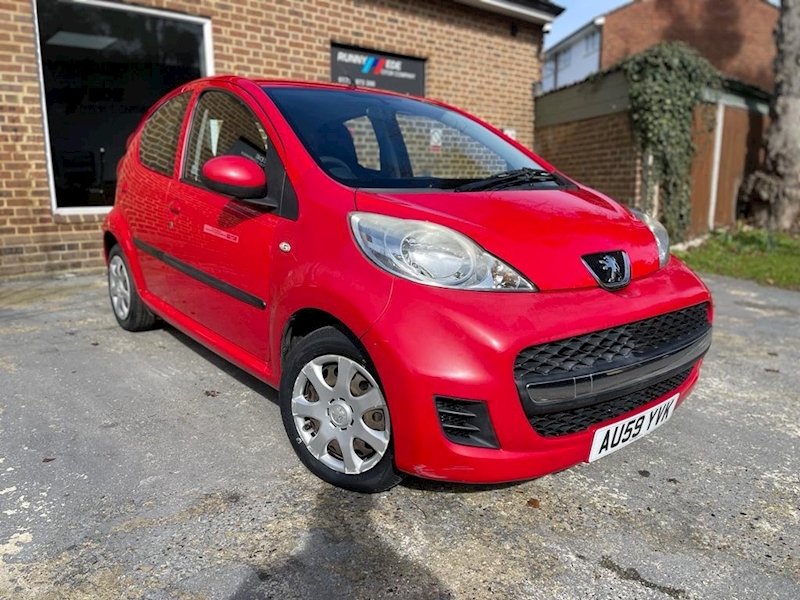 1.0 12V Urban Hatchback 5dr Petrol 2 Tronic Euro 4 (68 ps)