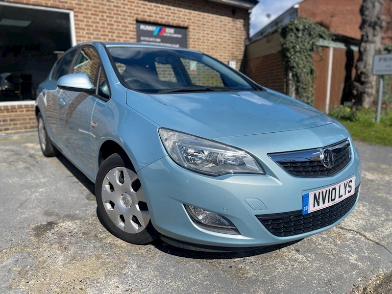 1.6 16v Exclusiv Hatchback 5dr Petrol Auto Euro 5 (115 ps)