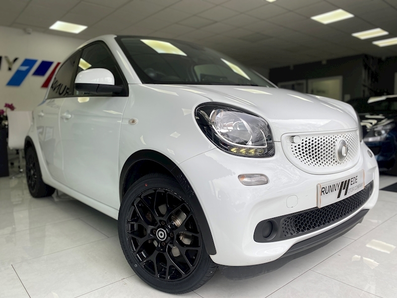 1.0 Edition White Hatchback 5dr Petrol Twinamic Euro 6 (s/s) (71 ps)