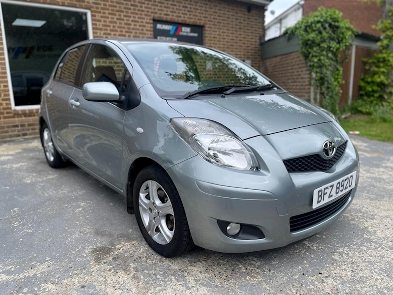 1.33 Dual VVT-i TR Hatchback 5dr Petrol MultiMode Euro 4 (s/s) (101 ps)