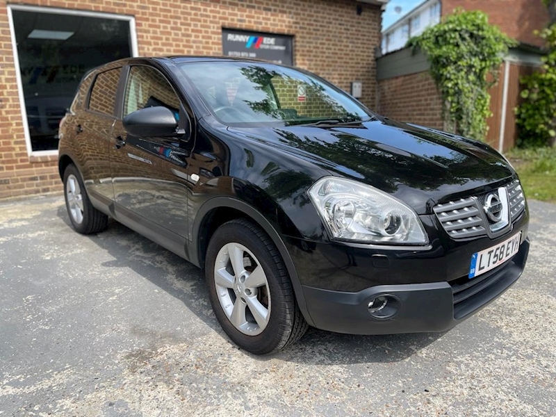 Qashqai  Hatchback 2.0 Automatic Petrol