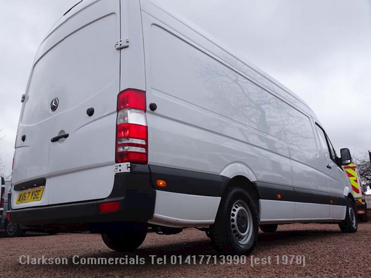 Mercedes Sprinter Van Long Wheel Base – EIZJO