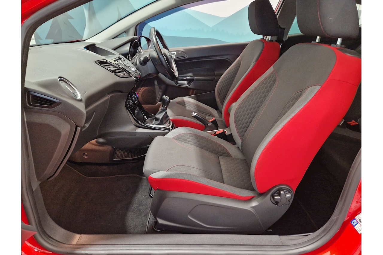 Used 2015 Ford Fiesta T EcoBoost Zetec S For Sale (U6804) | Geoff Cox