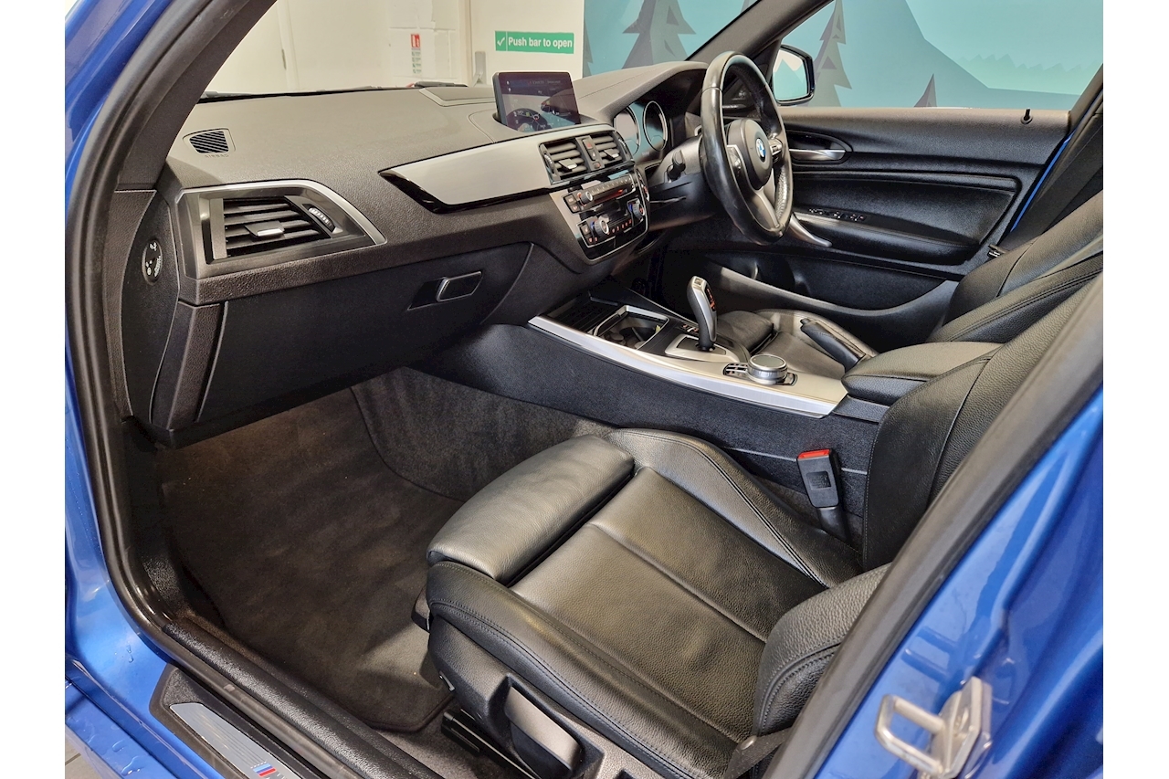 Geoffrey APEL - Car Selection  BMW 118 i M SPORT PAKET ALCANTARA LED