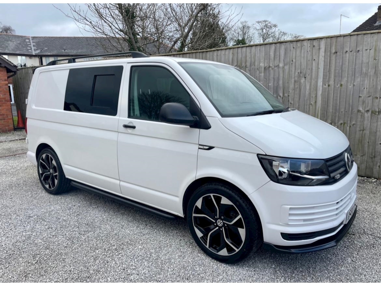 Used 2018 Volkswagen Transporter T6 2.0 TDi KOMBI BLACK EDITION A/C 102 ...