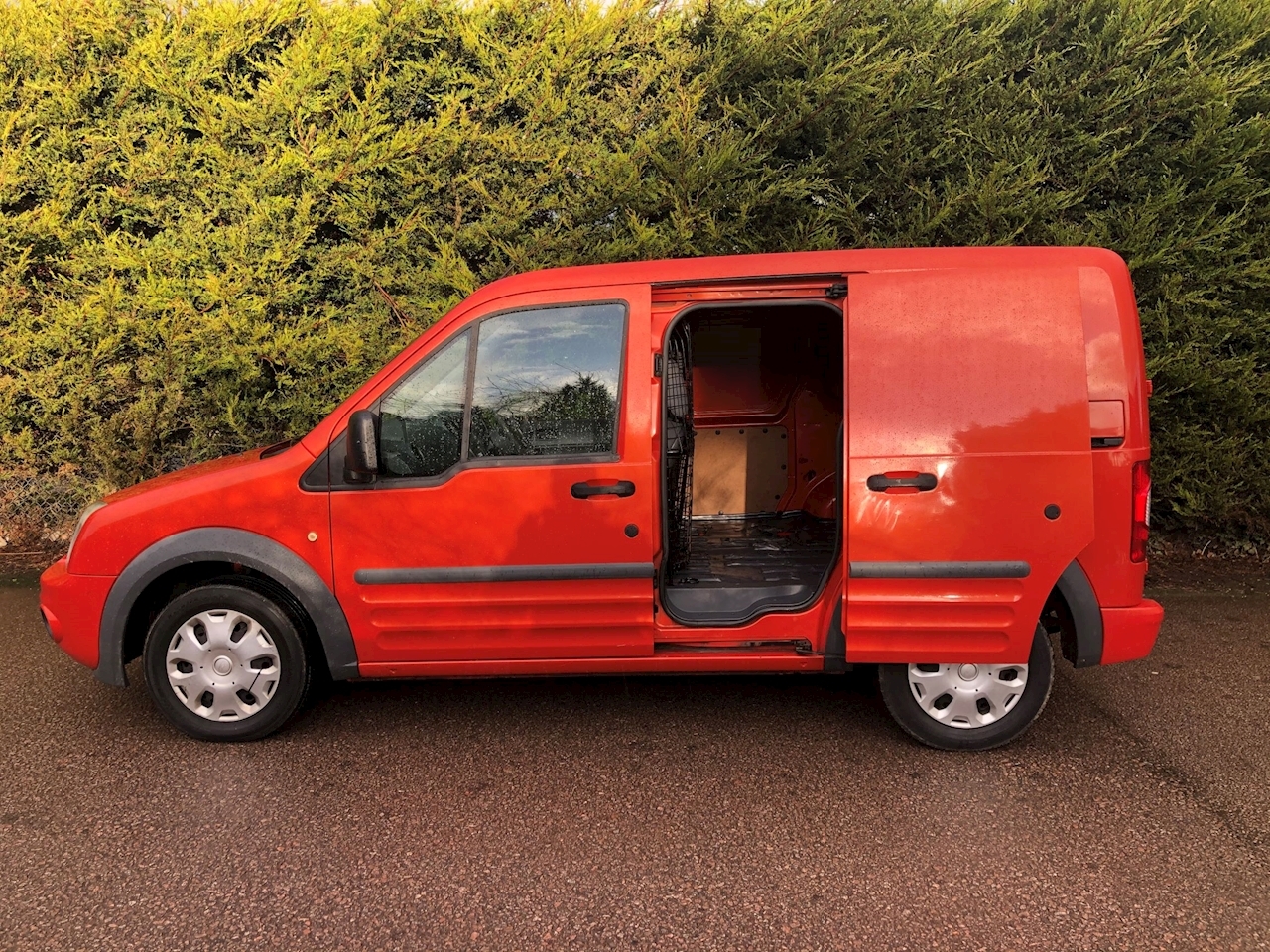 ford transit connect swb trend t200