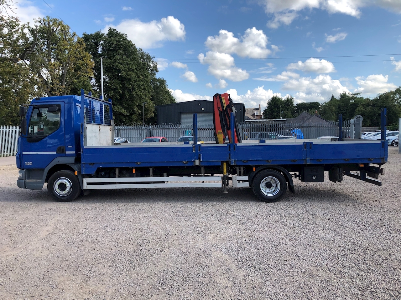 Used 2011 Daf Trucks Lf 45.180 DROPSIDE CRANE LORRY 12 TON For Sale