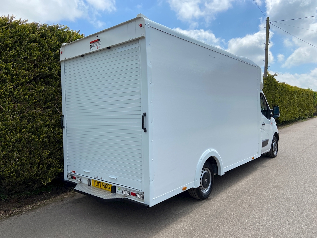 Used 2017 Renault Master 2.3 130bhp LWB LOW LOADER LUTON VAN 3.5Ton
