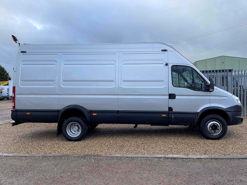 Iveco 70C17 Insulated Refrigerated Panel Van Twin Rear Wheel