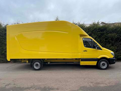 313 2.1 CDI XLWB LUTON VAN - TAIL LIFT - YELLOW 2.1 2dr Luton Van Manual Diesel