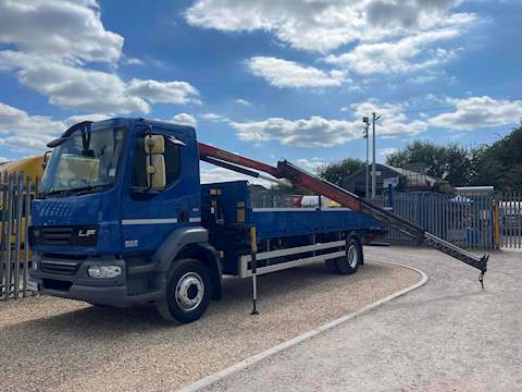 55.220 DROPSIDE CRANE LORRY 6.7 AUTOMATIC