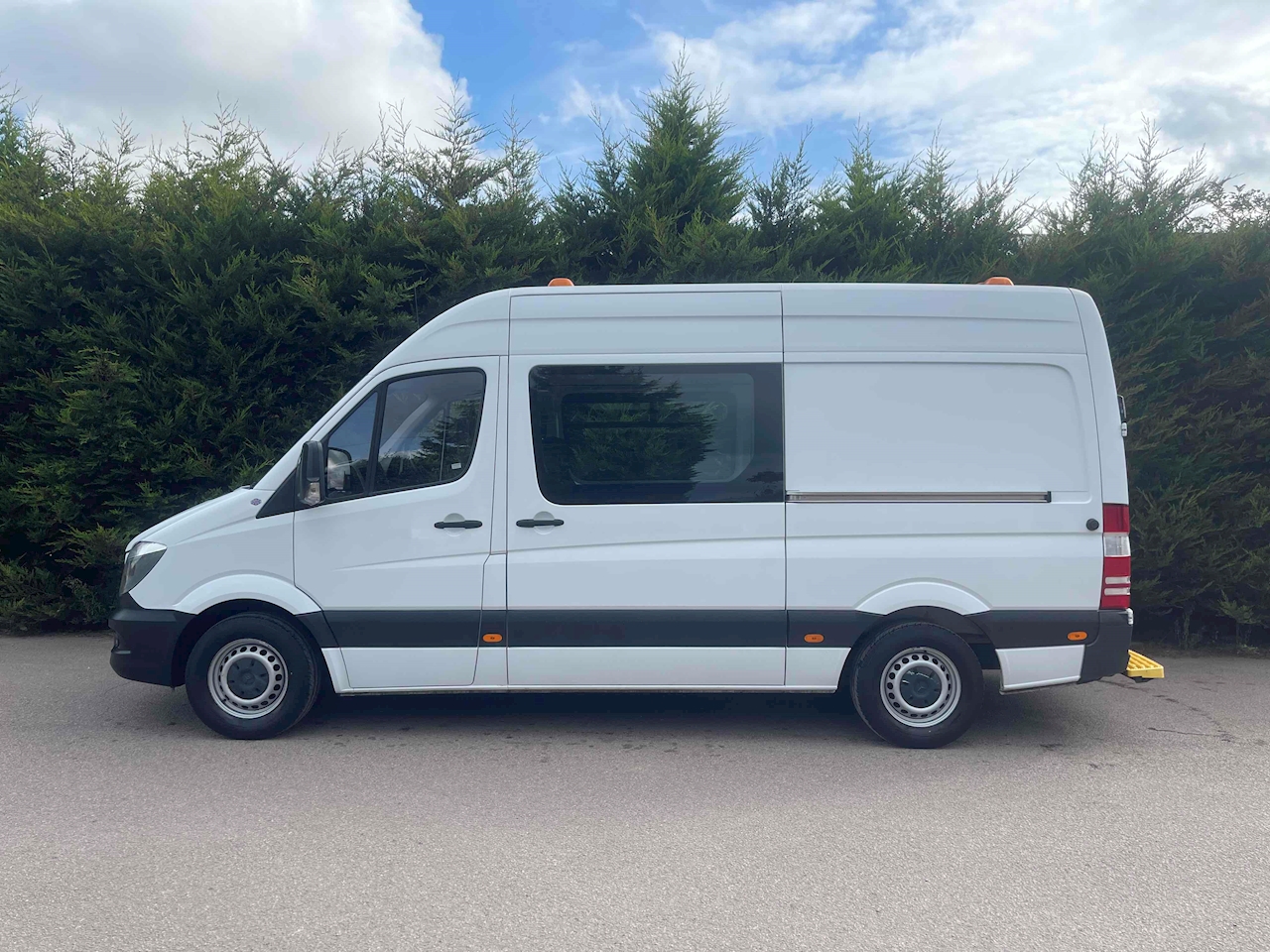 Mercedes benz sprinter lwb high sale roof