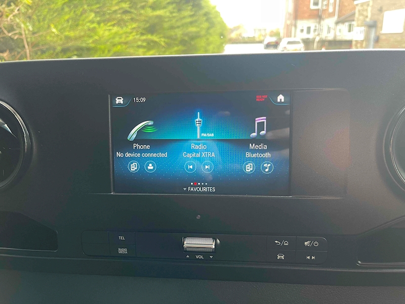 Mercedes-Benz 315 2.0 CDI 147bhp Progressive LWB L3 H2 PANEL VAN