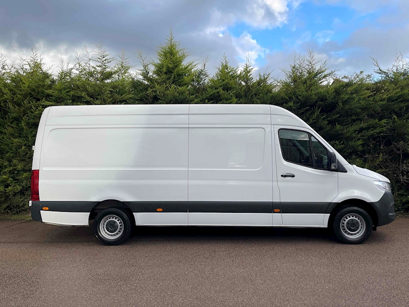 Mercedes-Benz 315 2.0 CDI 147bhp Progressive LWB L3 H2 PANEL VAN