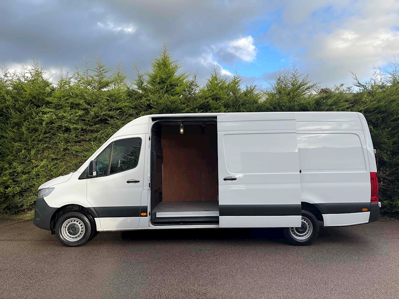 Mercedes-Benz 315 2.0 CDI 147bhp Progressive LWB L3 H2 PANEL VAN