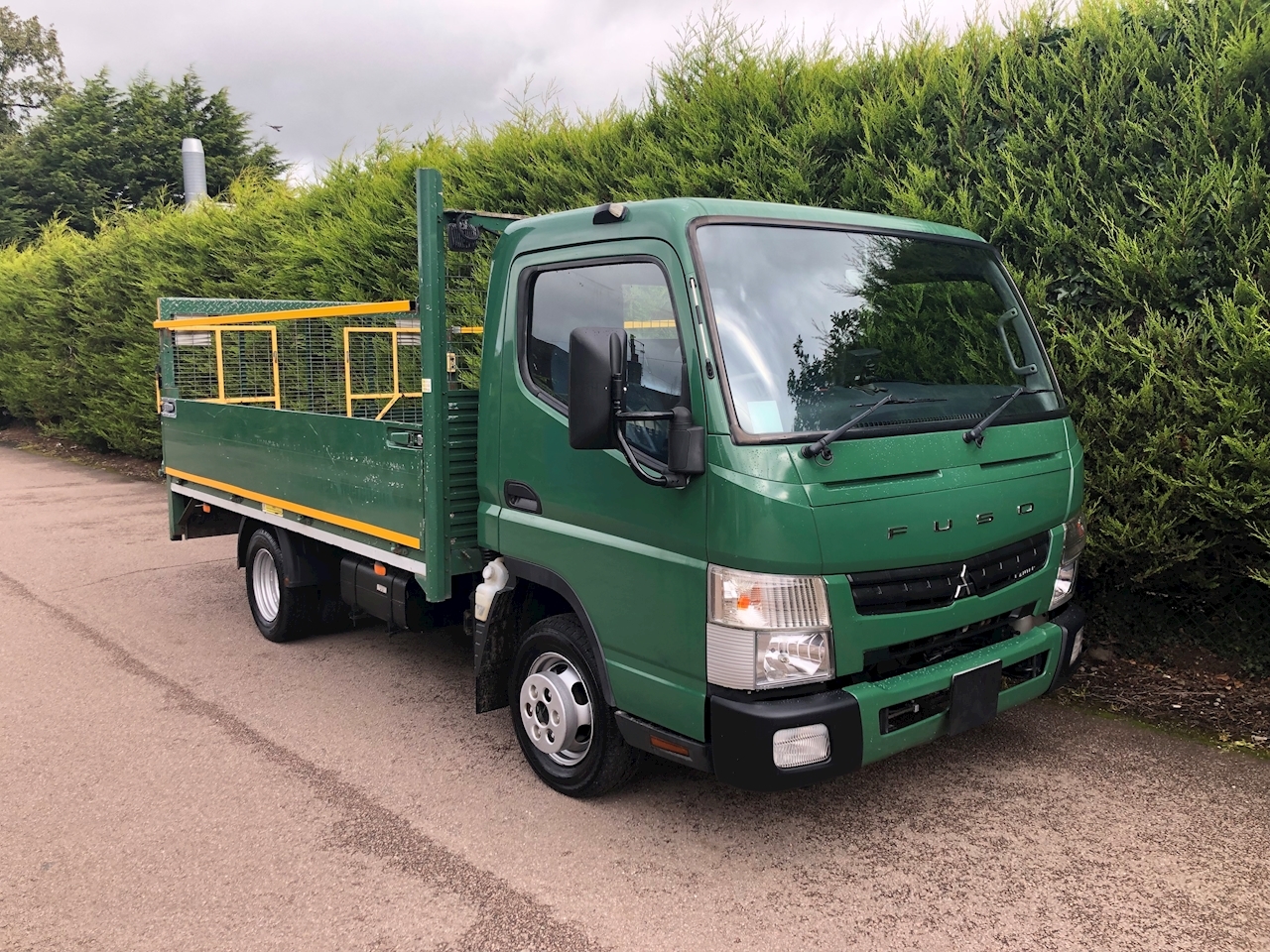 2012 62 Mitsubishi Fuso Canter 3C13 3.0 HIGH SIDED DROPSIDE FLATBED - TAIL LIFT - AUTOMATIC - 3.5 TON