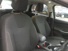 Ford Focus 1.6 2011 - Thumb 13
