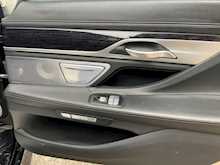 BMW 7 Series 6.6 M760L V12 Auto xDrive Euro 6 4dr - U3683