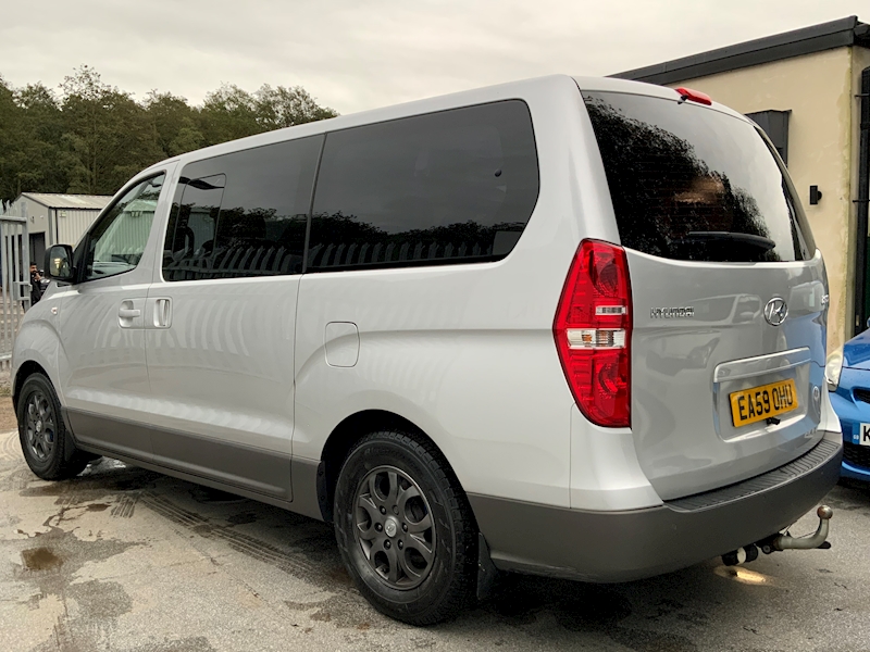 Hyundai i800 CRDi Style - U6207