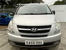 Hyundai i800 CRDi Style - U6207