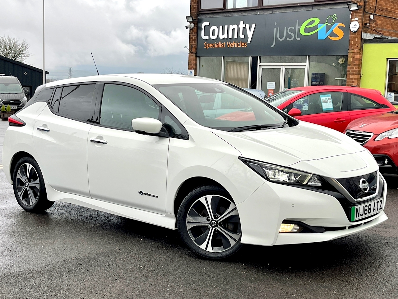 40kWh Tekna Hatchback 5dr Electric Auto (150 ps)