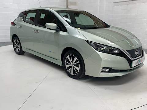 40kWh Acenta Hatchback 5dr Electric Auto (150 ps)