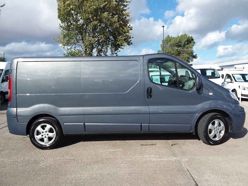 new renault vans for sale uk