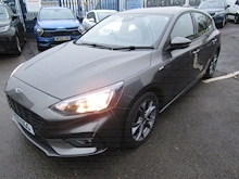 Ford Focus EcoBlue ST-Line - Thumb 12