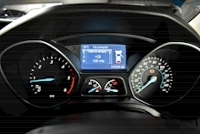 Ford Focus 1.6 TDCi Zetec Navigator - Thumb 3
