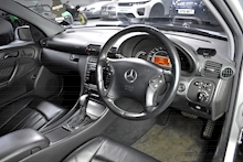 Mercedes-Benz C Class 3.2 C32 AMG - Thumb 6