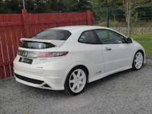 Honda Civic I-Vtec Championship White Type R