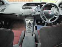 Honda Civic I-Vtec Championship White Type R