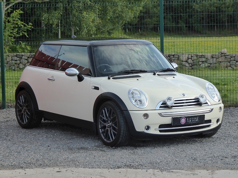 Mini Mini Cooper Hatchback 1.6 Manual Petrol