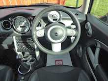 Mini Cooper 1.6